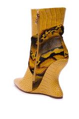 AZALEA WANG ARTOUL YELLOW COLOR BLOCKED YELLOW WEDGE BOOTIE