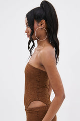 PUCKER UP LACE BODYSUIT