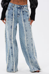 WHO KNOWS DISTRESSED WIDE LEG DENIM