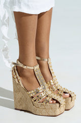AZALEA WANG LASZLO GOLD WEDGE SANDAL