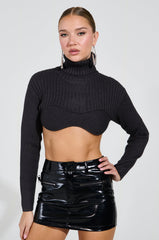 MADE YOU LOOK SUPER CROPPED SWEATER IN CHARCOAL GREY
