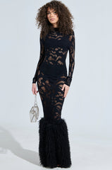 ALL EYES ON ME SEAMLESS MAXI DRESS WITH FUR