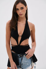 SHOW IT OFF CUT-OUT BODYSUIT IN BLACK