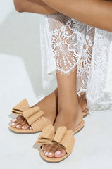 TIZZY RAFFIA FLAT BOW SANDAL