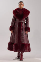 VIVIAN FUR TRIM TRENCH IN BURGUNDY