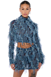 AVALYNN TEXTURED LONG SLEEVE CROP TOP