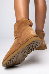 UGG CLASSIC MINI II BOOTIE IN CHESTNUT