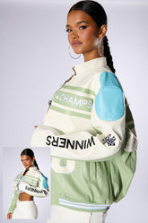 ZOOM ZOOM CONVERTIBLE BOMBER JACKET IN GREEN