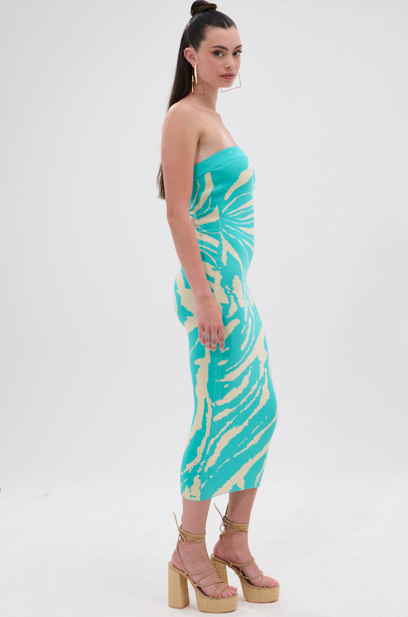 MALIBU DREAMIN PRINTED KNIT MIDI DRESS