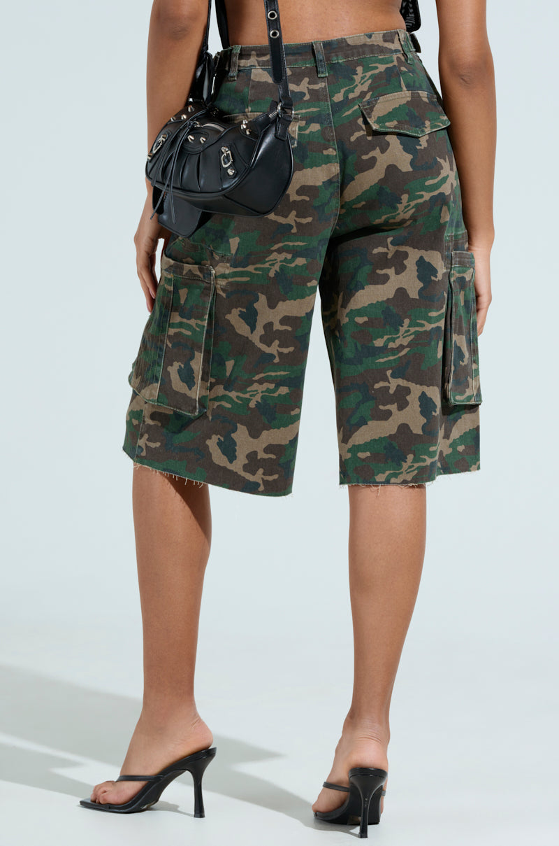 DOWN AND DIRTY CAMO BERMUDA SHORT