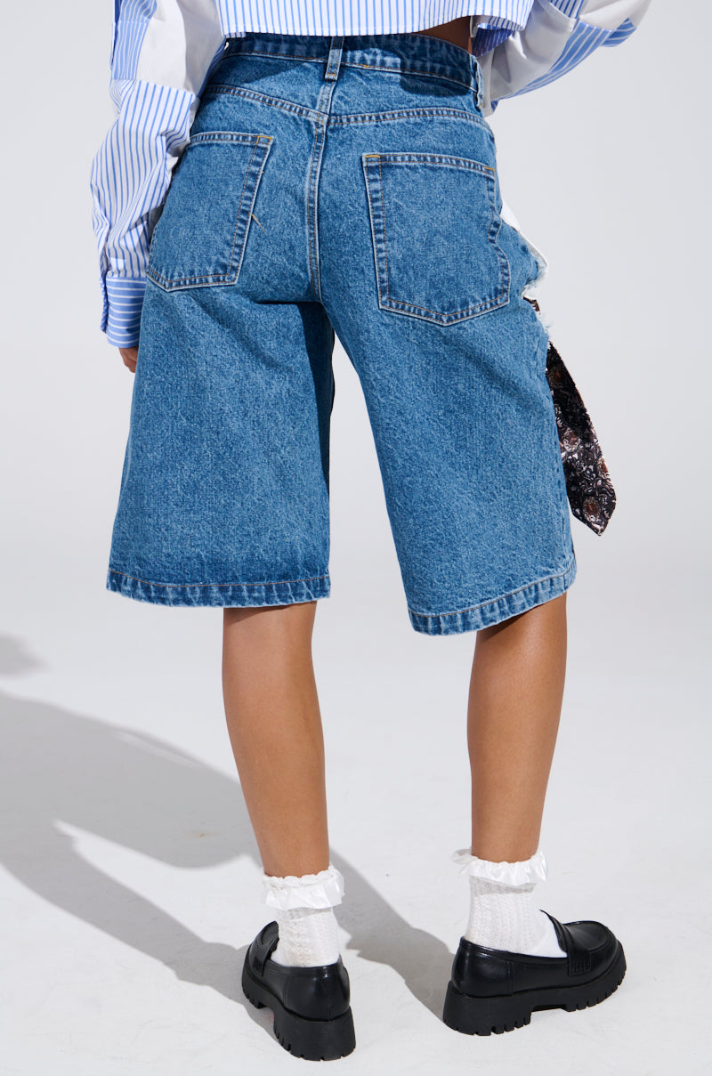 STANDING ON BUSINESS BERMUDA SHORT