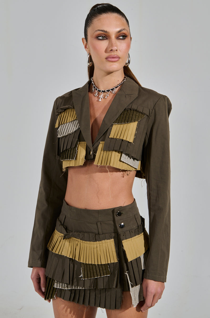 LET ME DOWN SLOWLY CROPPED BLAZER IN OLIVE