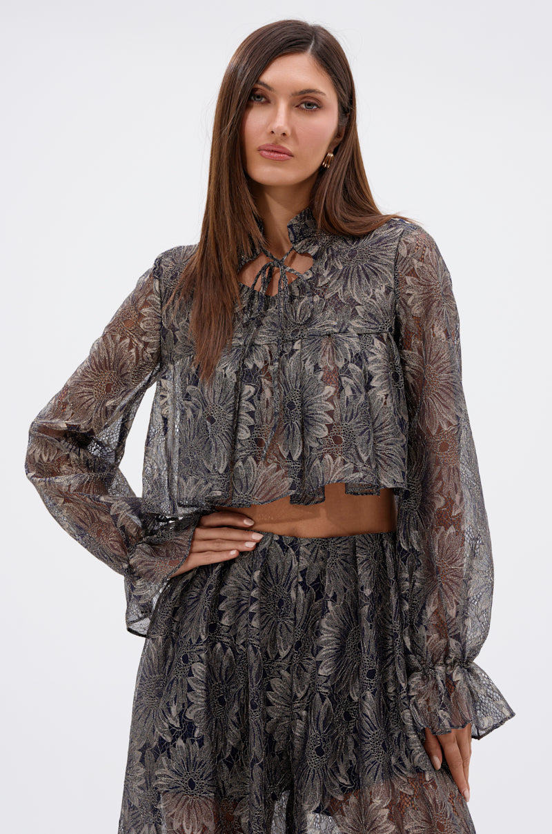 BEST GUEST LACE CROP BLOUSE