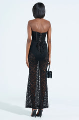 TRENDSETTER LACE MAXI DRESS