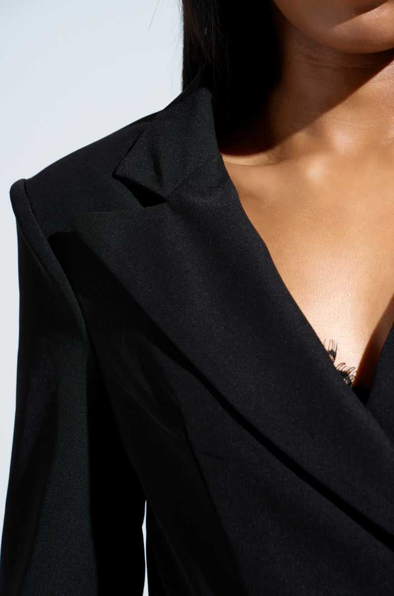 BRIELLE PLEATED BLAZER