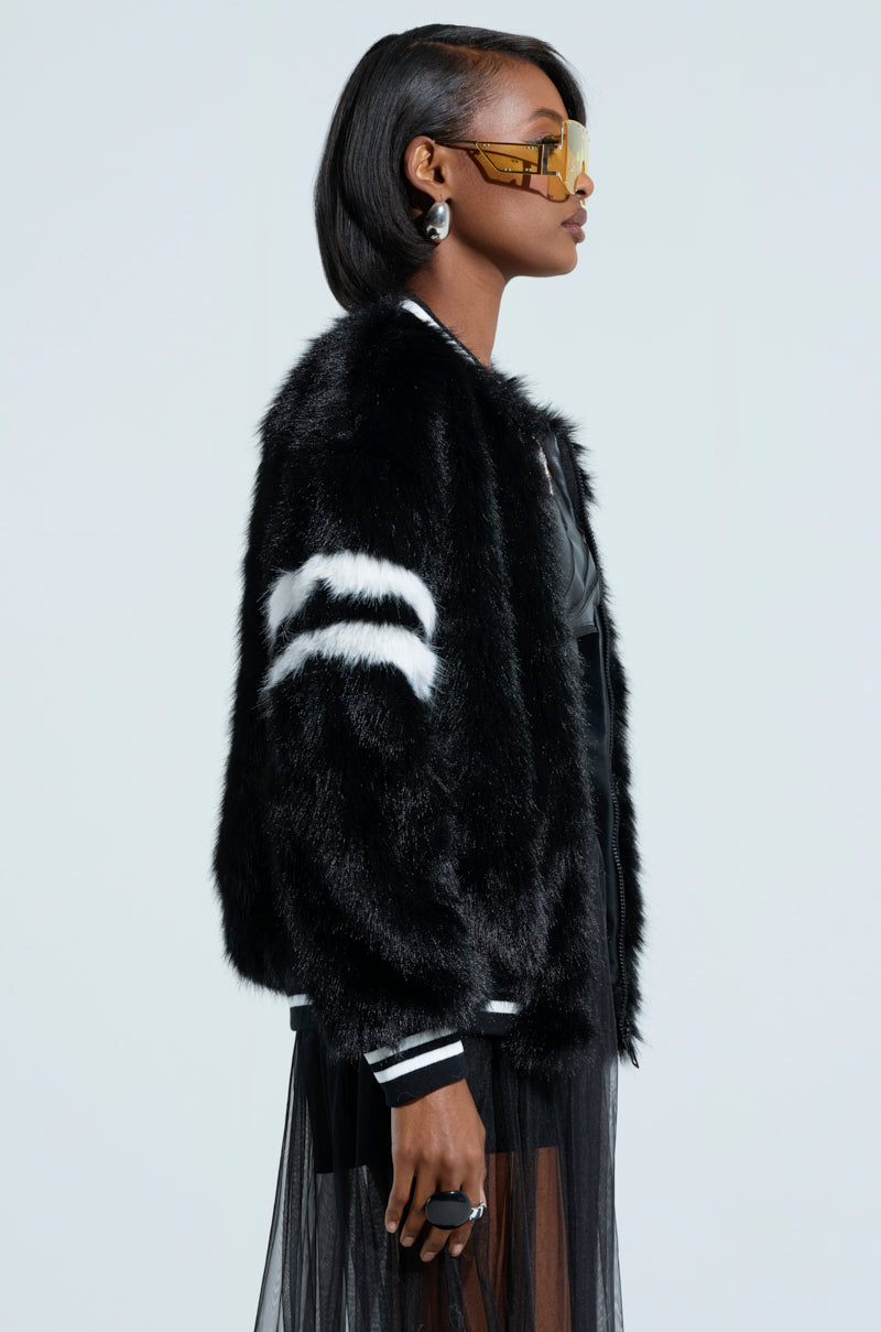 TRES CHIC FAUX FUR BOMBER