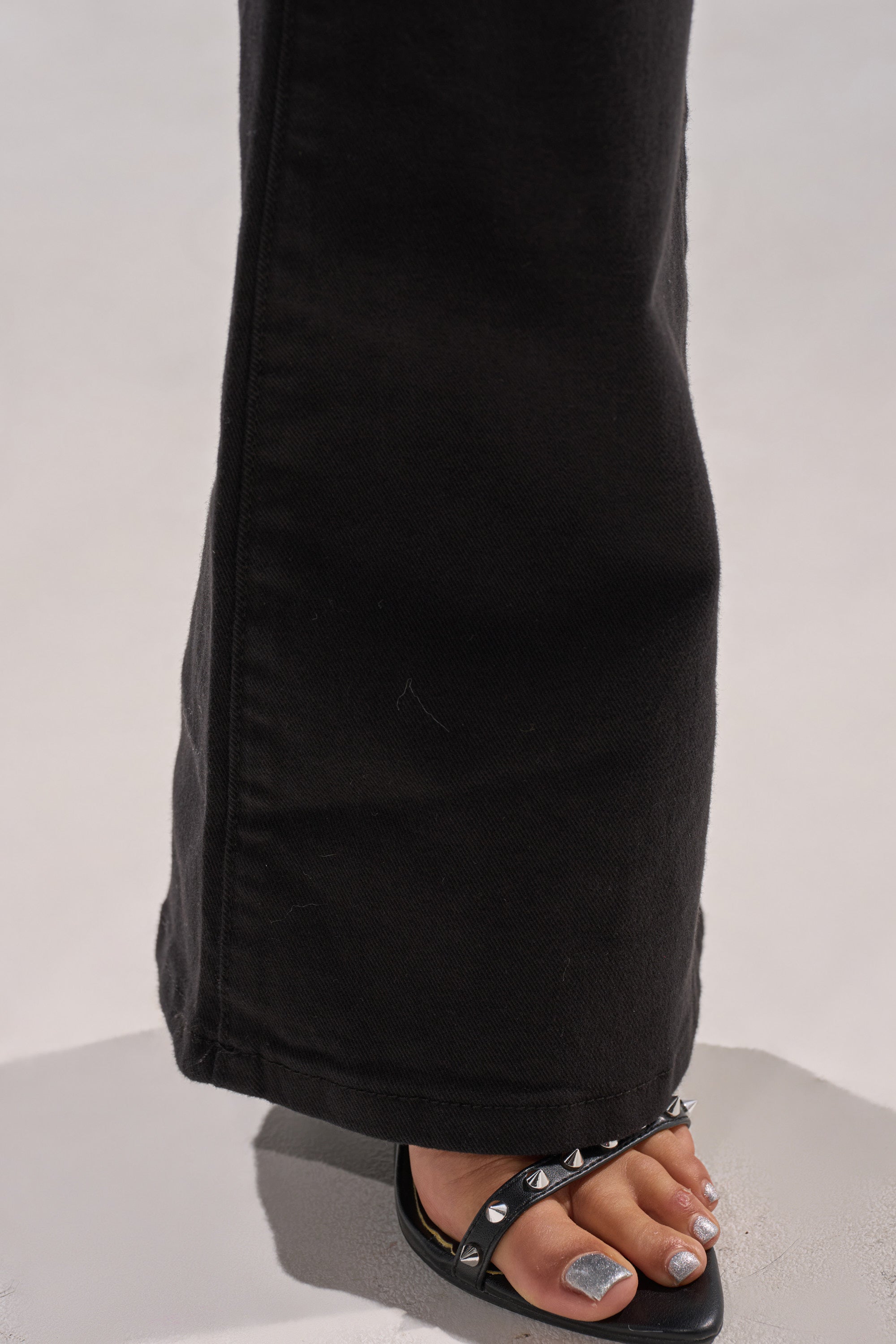 LOW LIFE LACE-UP JEANS