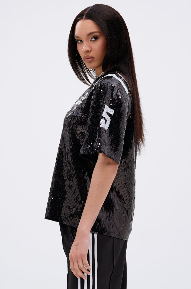 GUESS THE NUMBER SEQUIN JERSEY