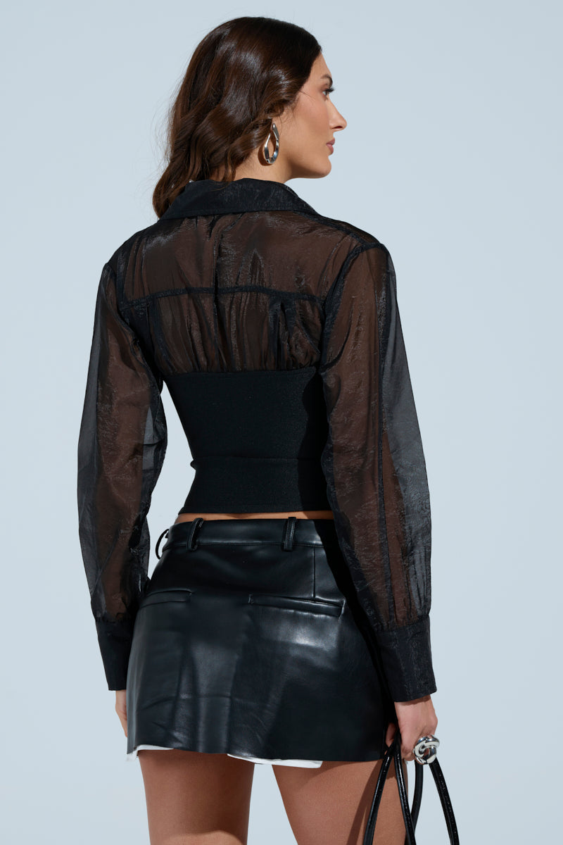 THE PERFECT FIT CORSETTED BLOUSE