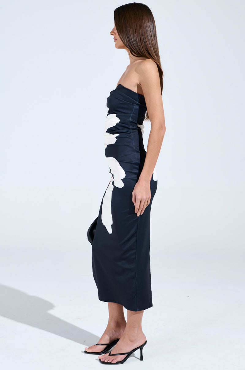 YOURS TRULY FLORAL MIDI DRESS