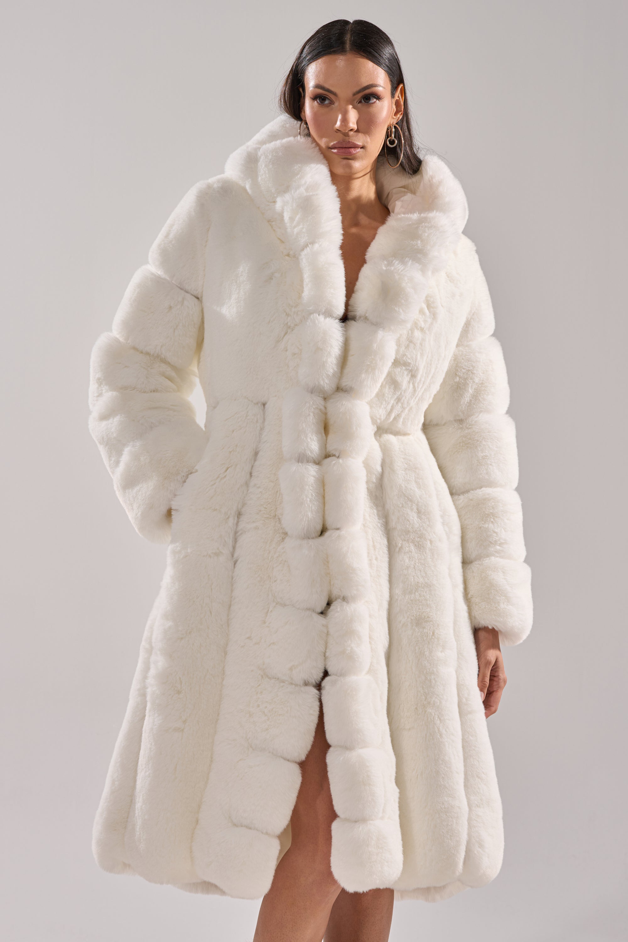 BERLIN HOODED FAUX FUR IN WHITE