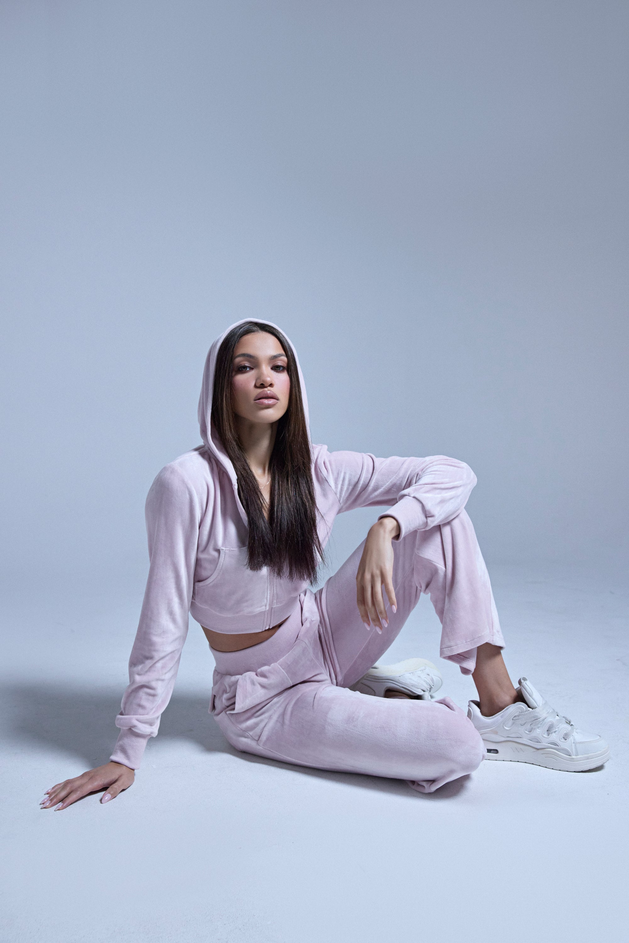 TAYLOR VELOUR FITTED ZIP UP IN PINK