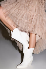 AZALEA WANG BRIGGITTA WHITE WESTERN COWBOY BOOTIE