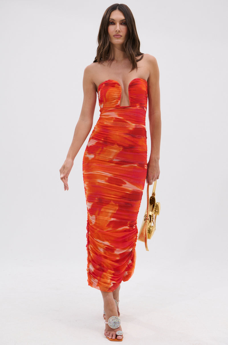 LOTS OF LOVE OMBRE MIDI DRESS