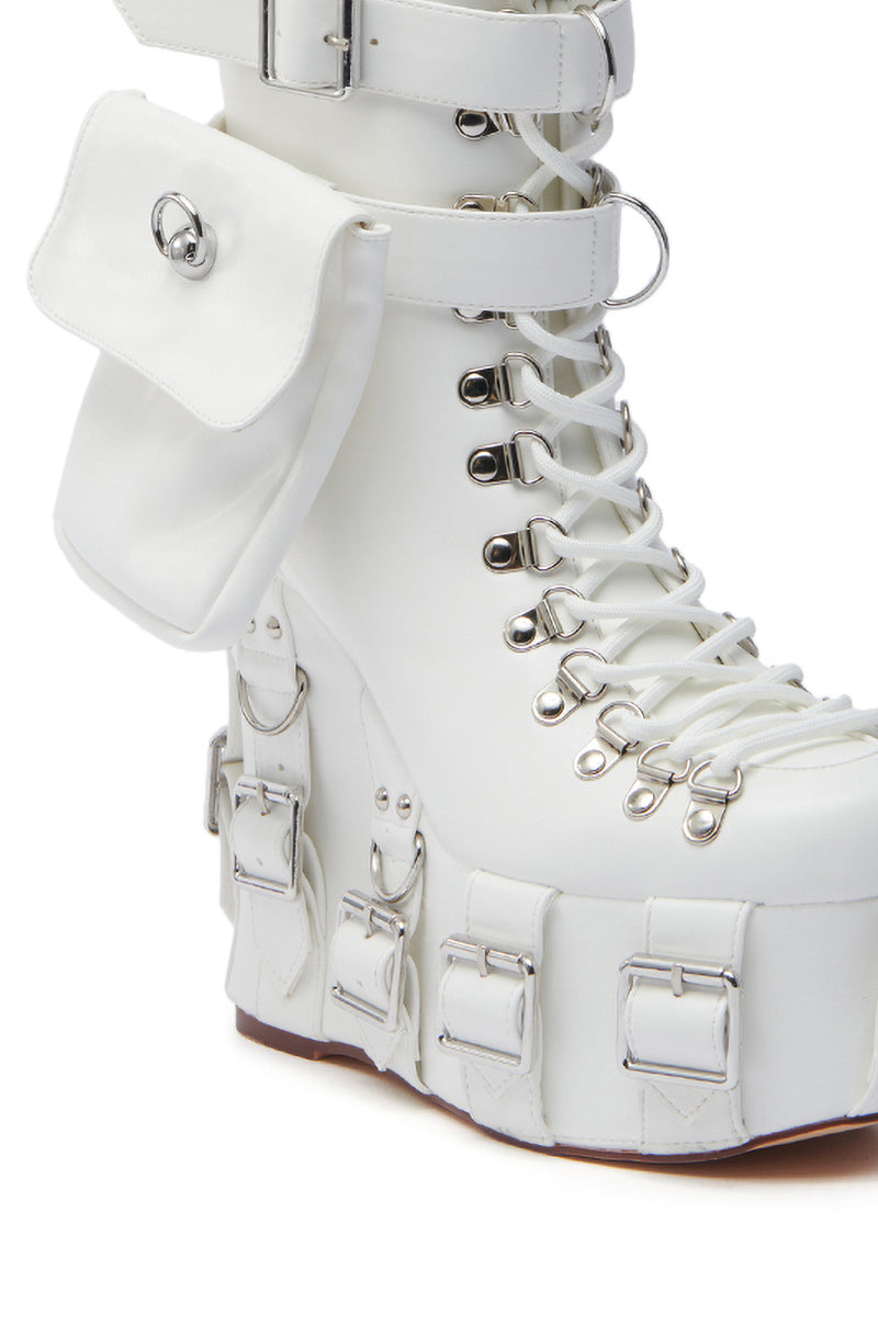 AZALEA WANG ELOWYN WHITE EDGY WEDGE BOOT