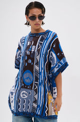 PEACE AND LOVE SWEATER