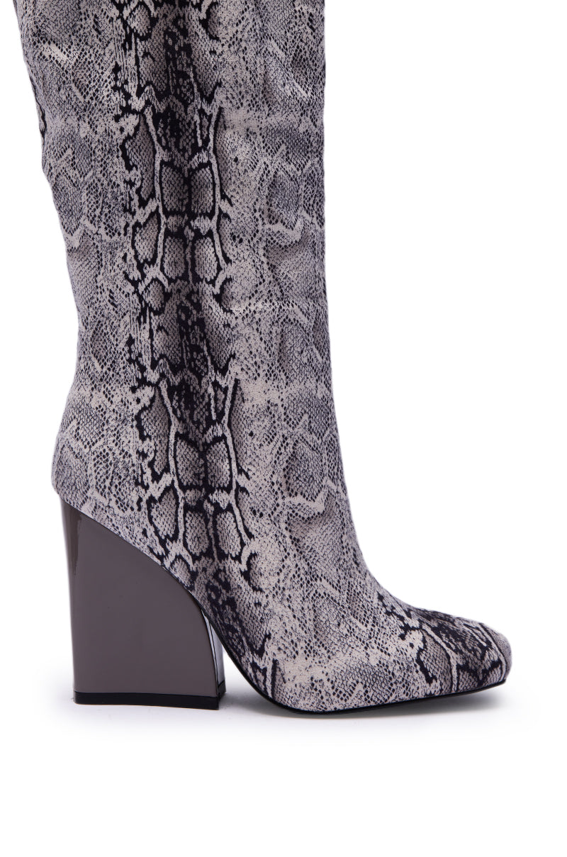 AZALEA WANG EVERGREEN GREY SNAKE PRINT CHUNKY HEEL BOOT