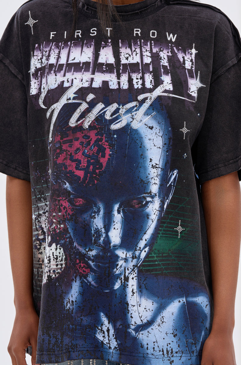 OUT OF BODY OVERSIZED GRAPHIC TEE