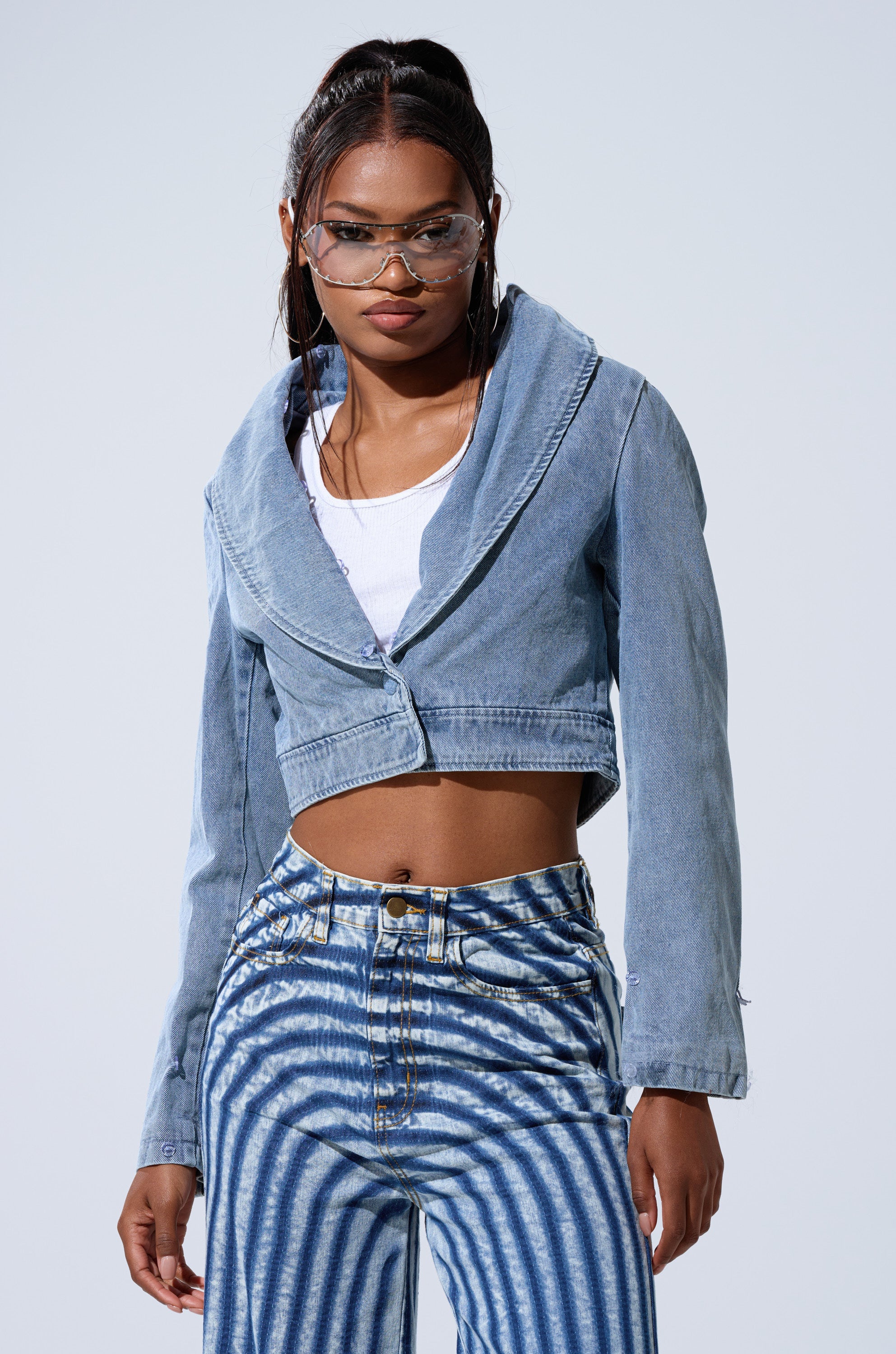 GISELE CROP DENIM BLAZER