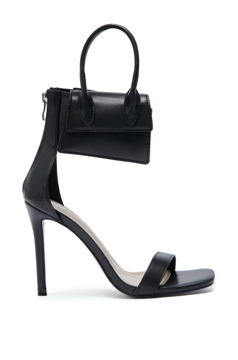 AZALEA WANG GLENDA BLACK BAG EMBELLISHMENT SANDAL