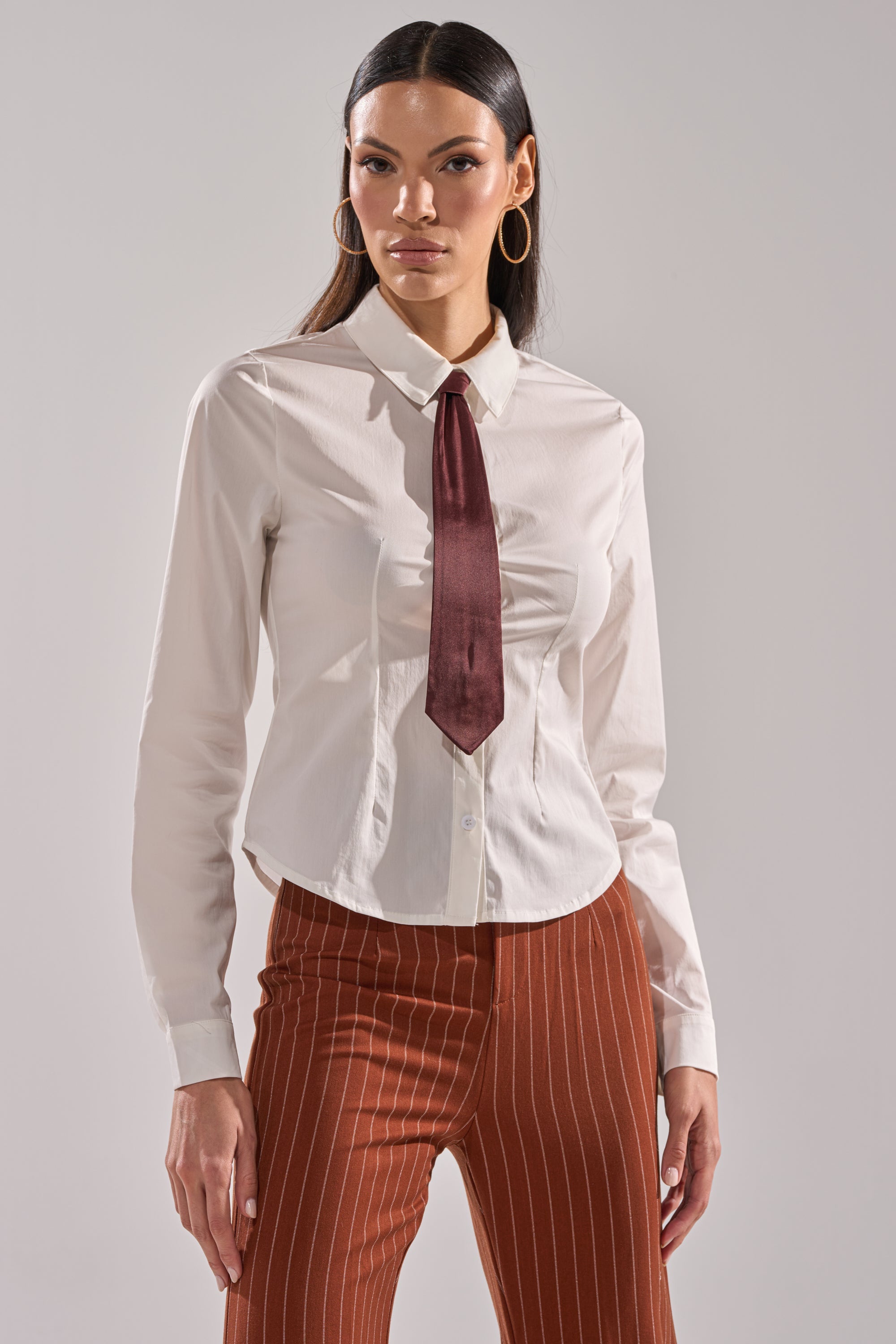 BUSINESS FIRST BUTTON DOWN