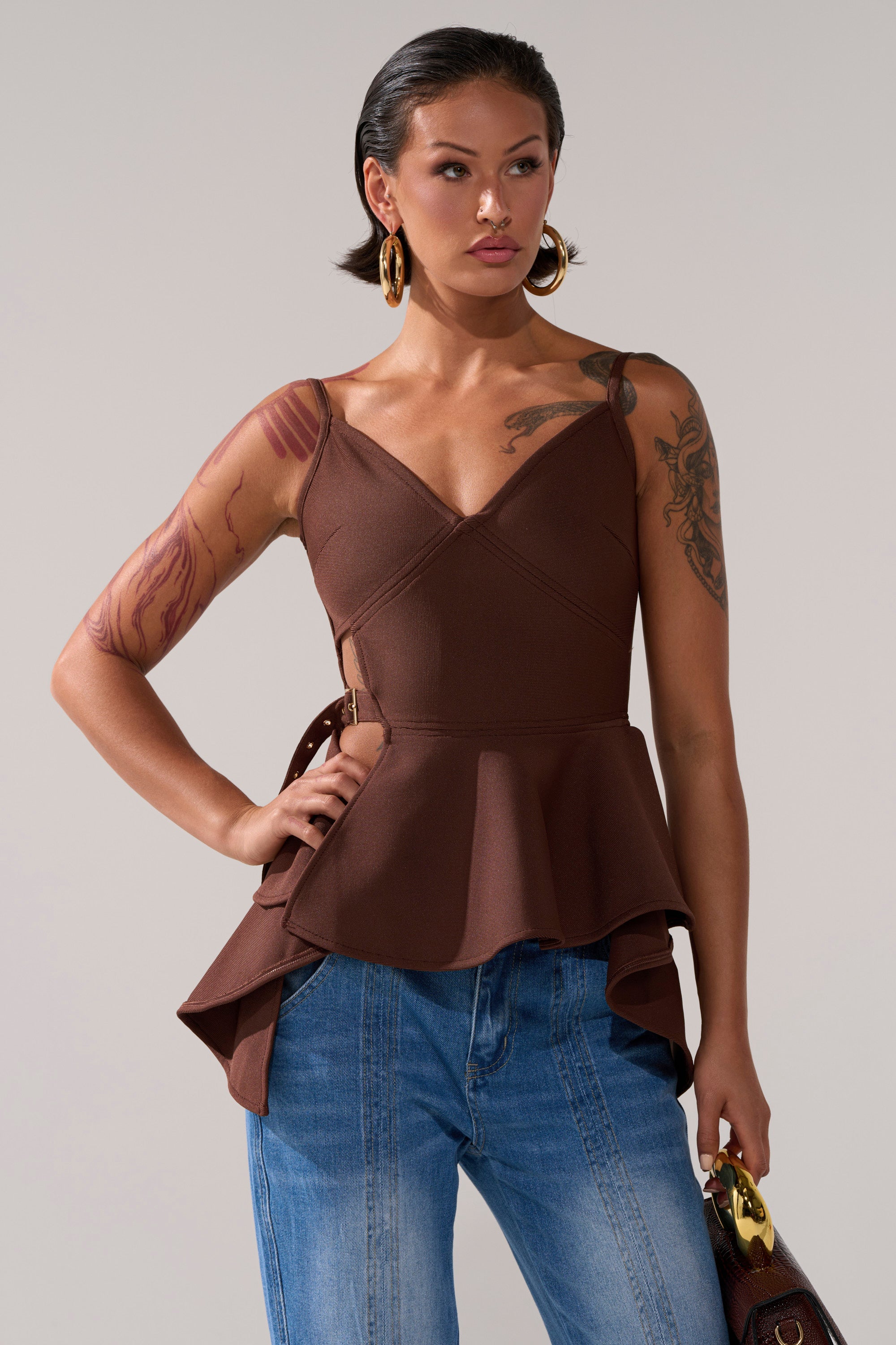 TRACY SIDE ADJUSTER PEPLUM TOP