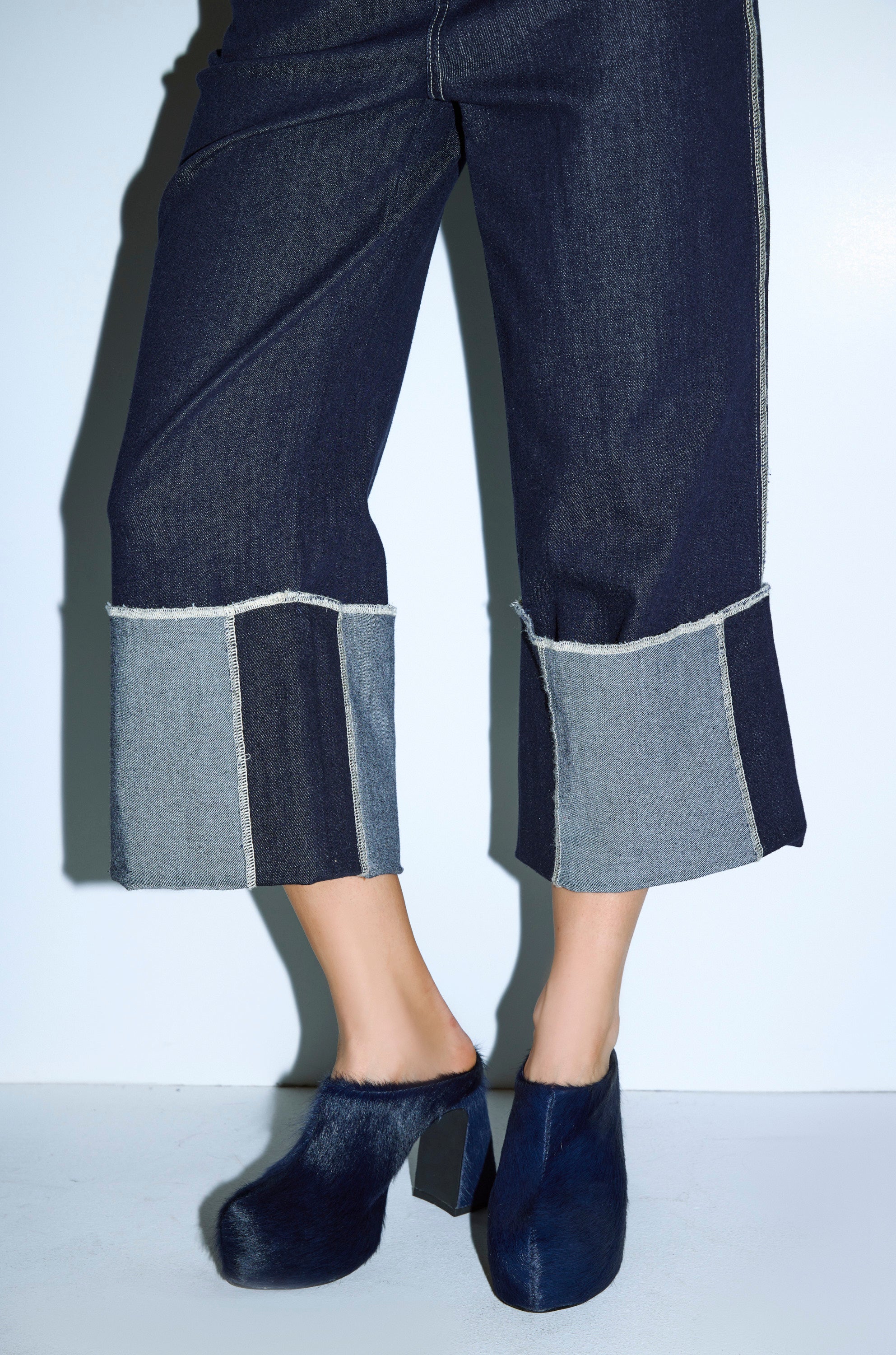 AZALEA WANG GOLDING NAVY PONY HAIR CHUNKY PUMP