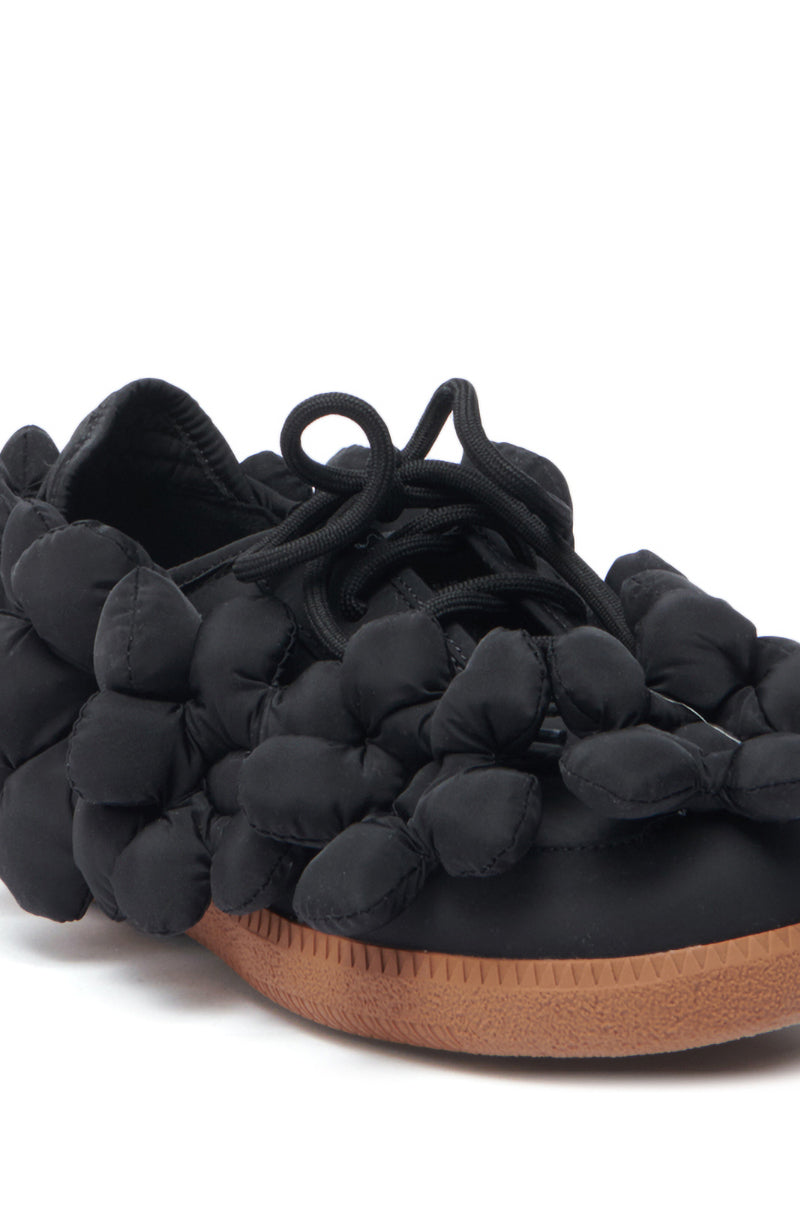 AZALEA WANG GREYI BLACK PUFF FLORAL FLAT SNEAKER