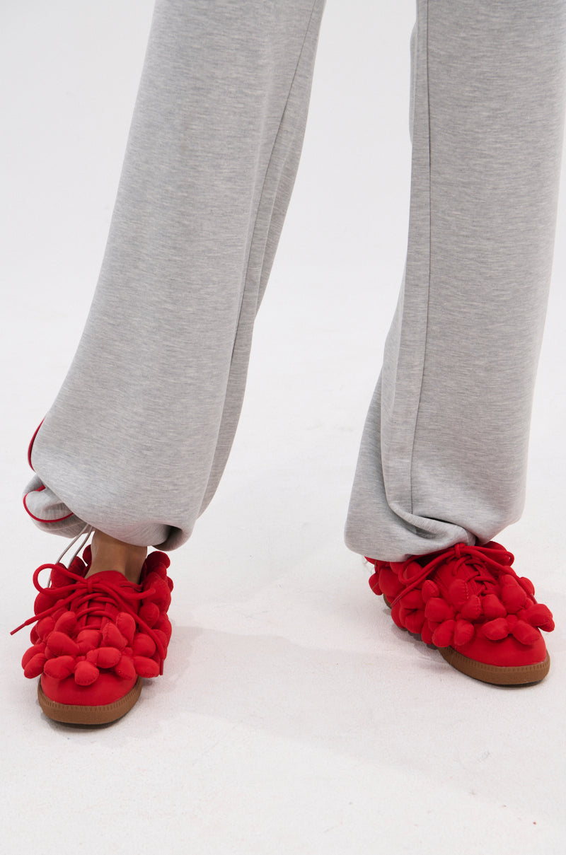 AZALEA WANG GREYI RED PUFF FLORAL FLAT SNEAKER