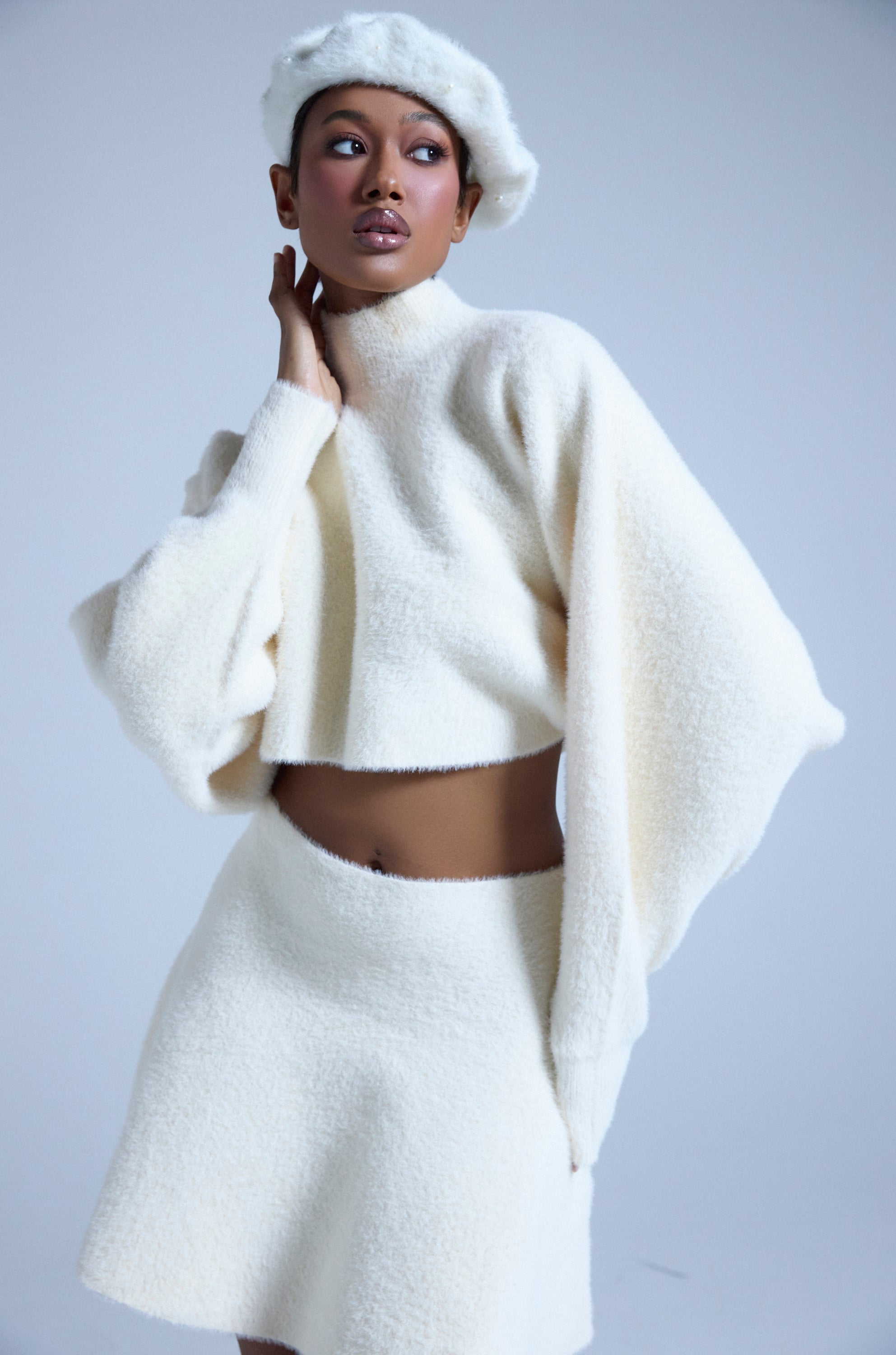 CUDDLE UP FUZZY CROPPED SWEATER IN IVORY