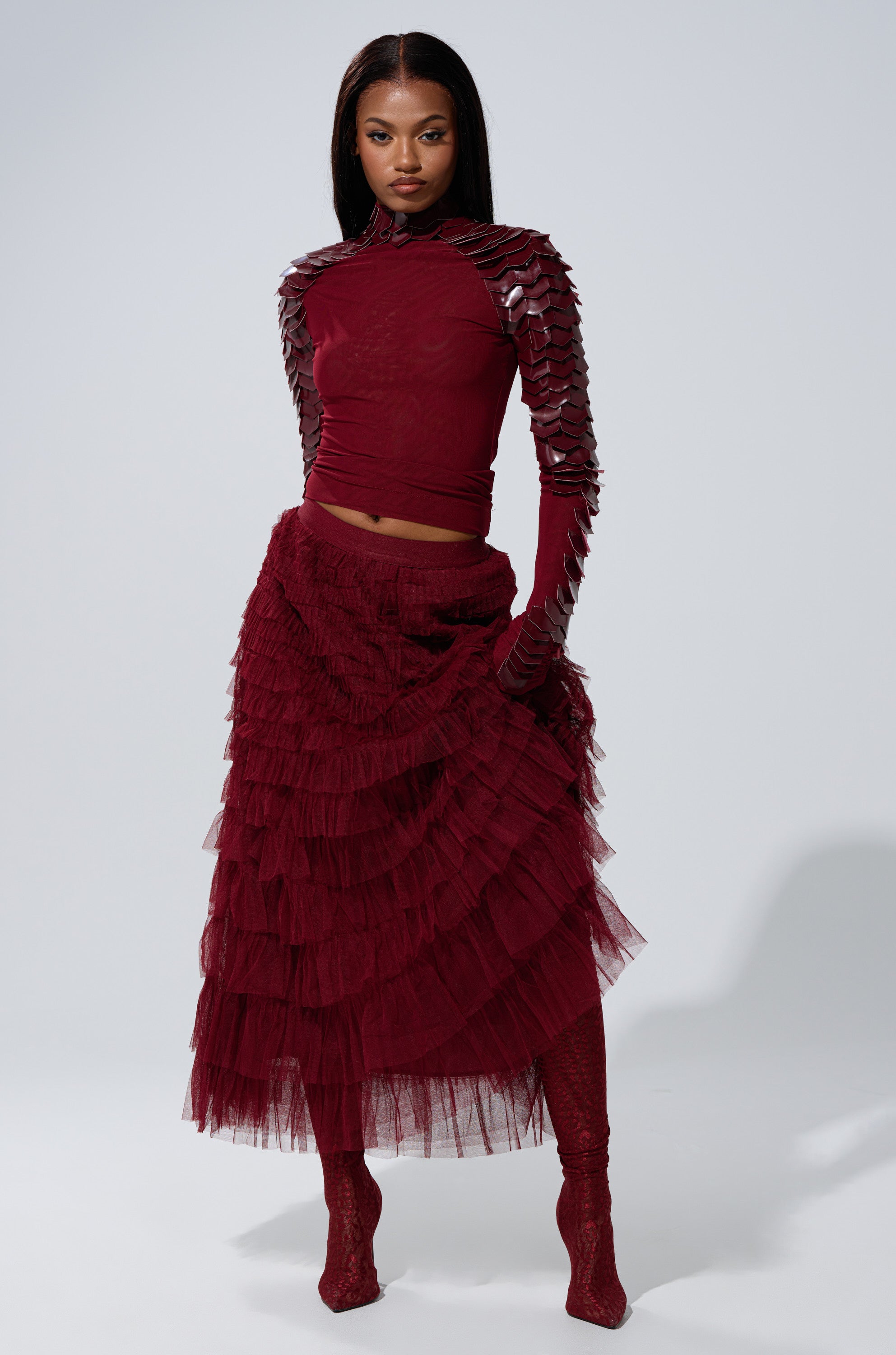 STARS ALIGNED MESH RUFFLE MAXI SKIRT IN BURGUNDY