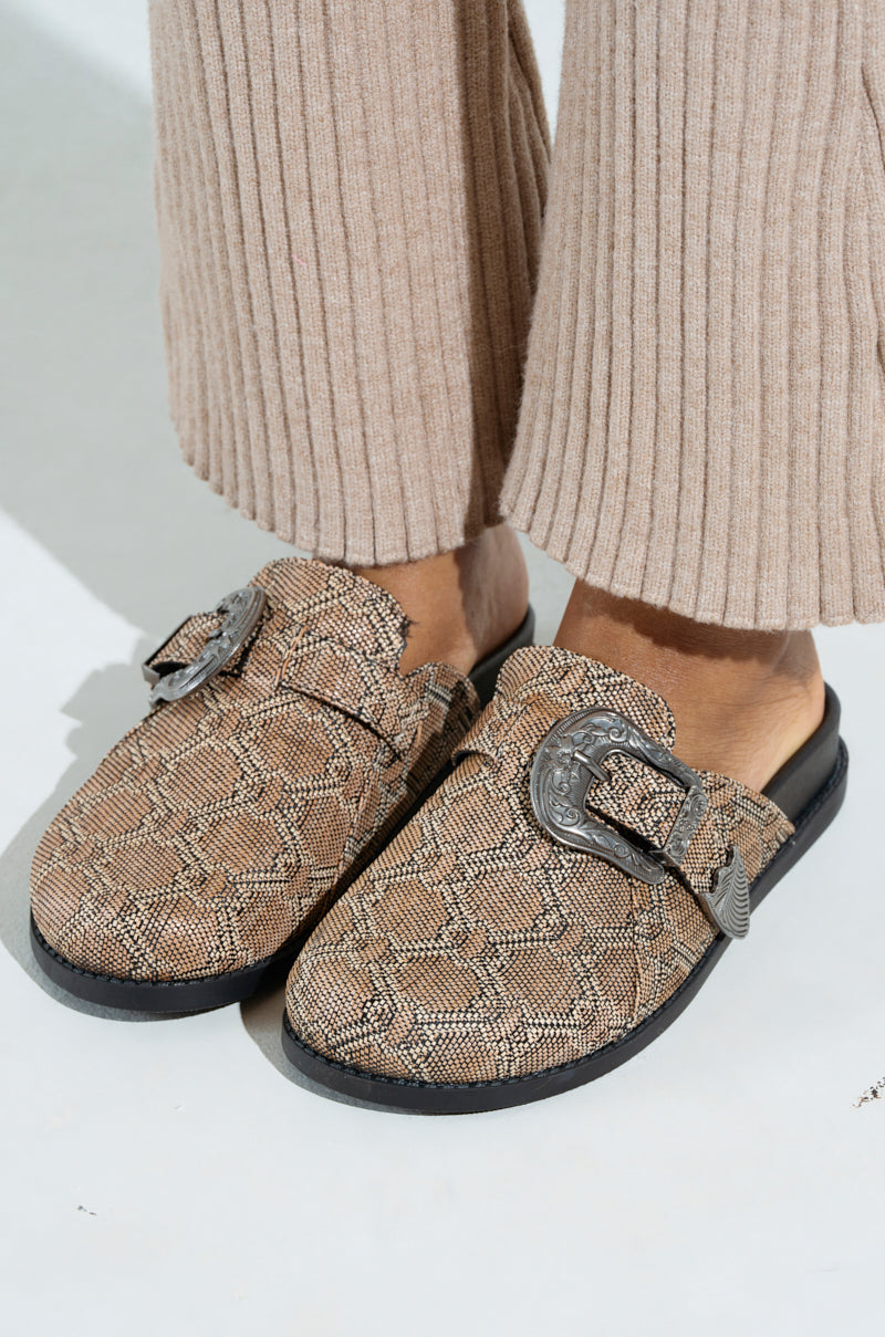 AZALEA WANG INFORMER TAN SNAKE CLOG