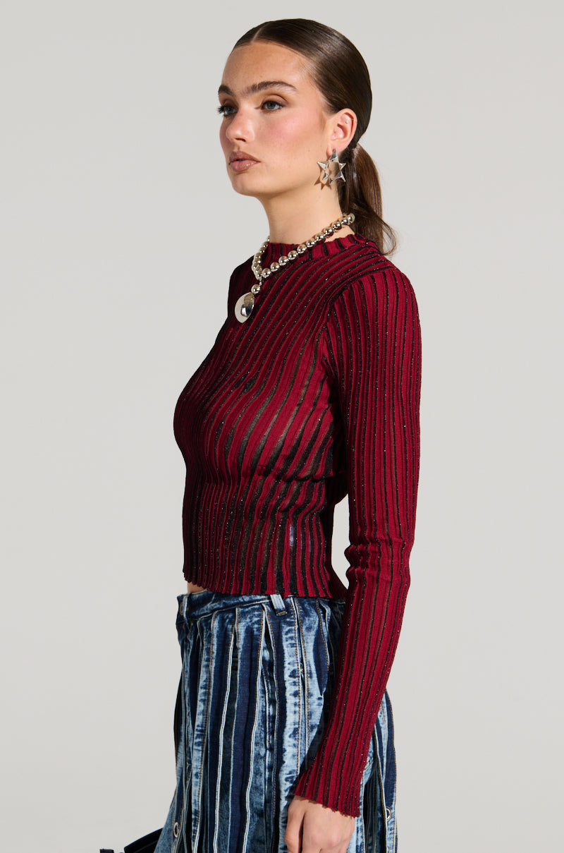 LOOKING SNATCHED STRIPED KNIT TOP IN RED
