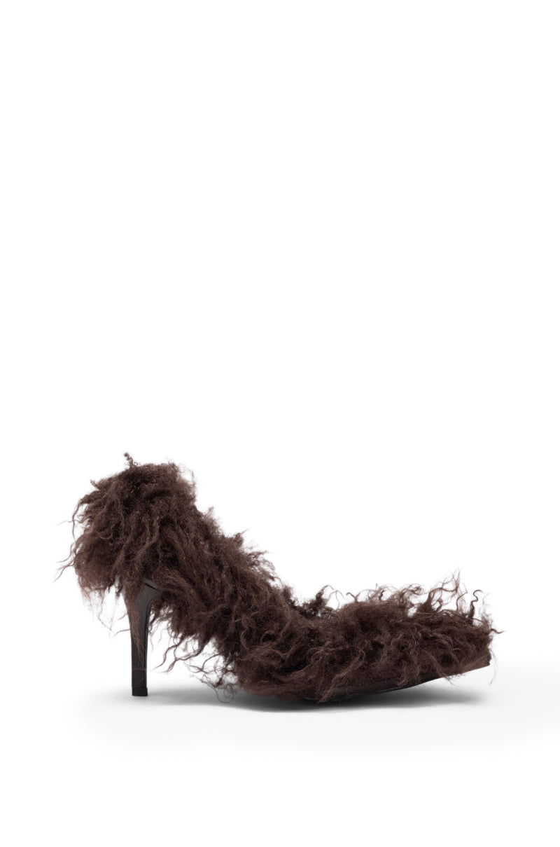 AZALEA WANG JAMEEKA CHOCOLATE POODLE HAIR PUMP