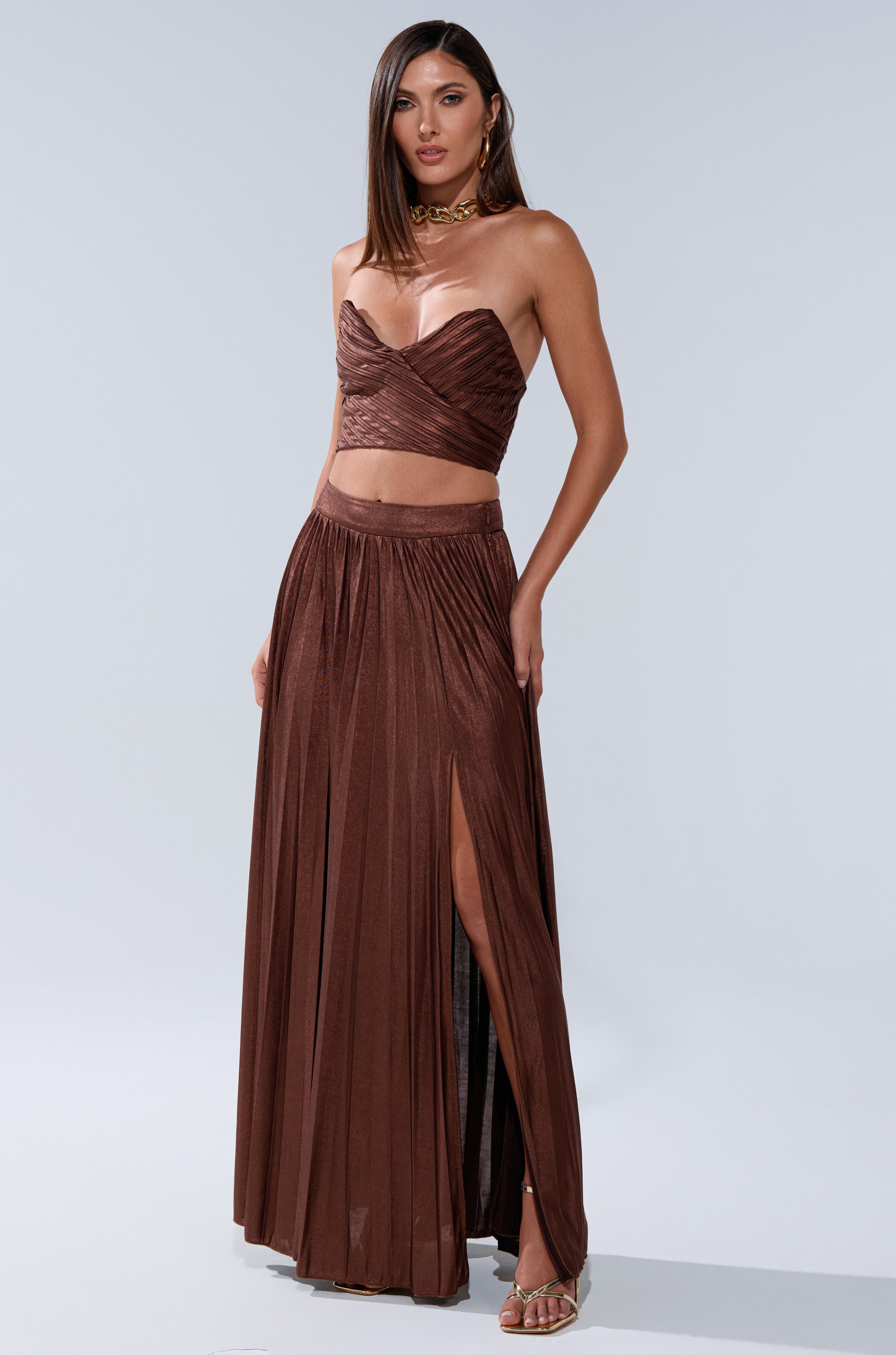 FARAH SLINKY PLEATED MAXI SKIRT