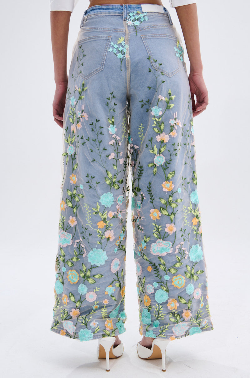 FLOWER POWER RELAXED DENIM