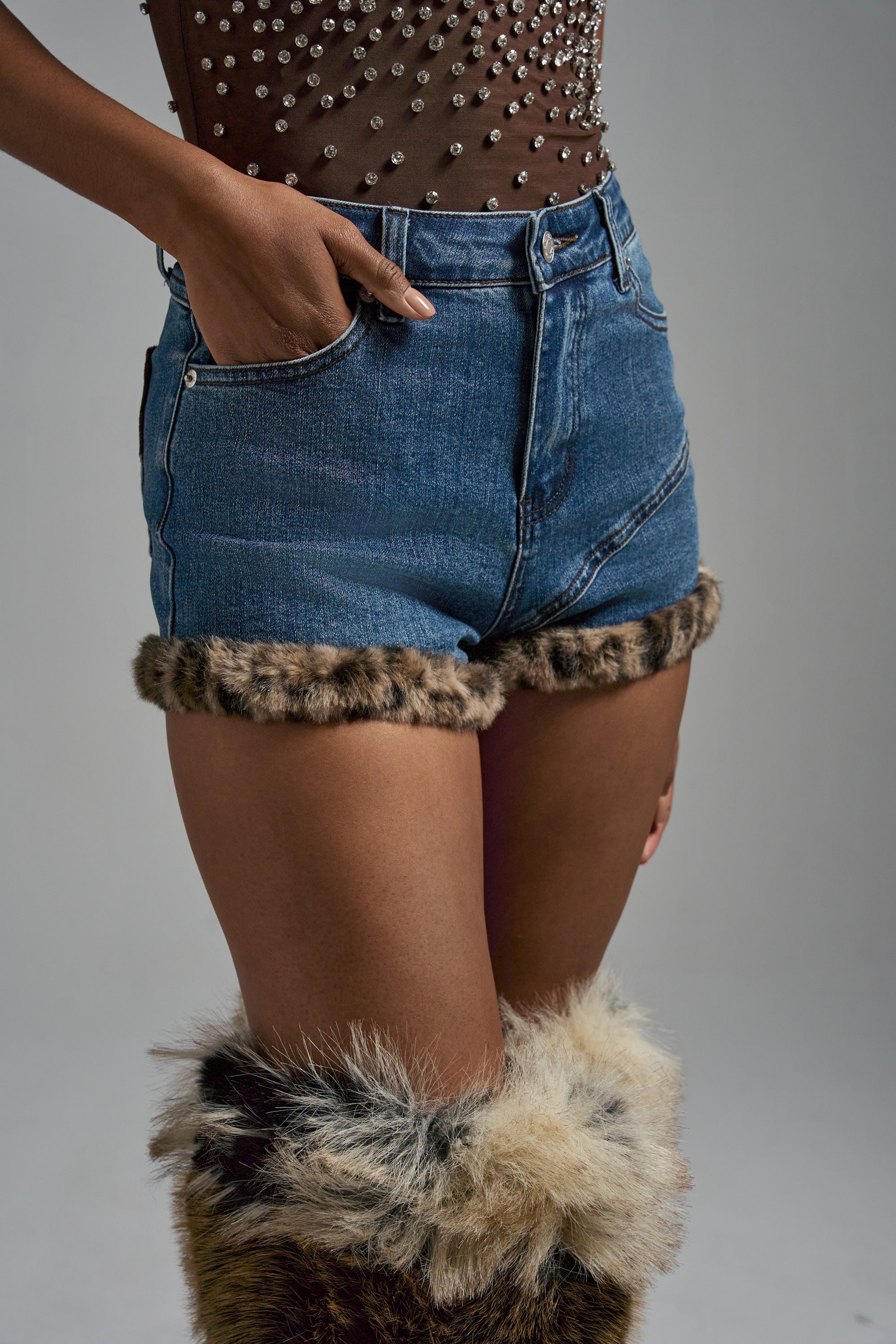 LOVE ME MORE DENIM SHORT
