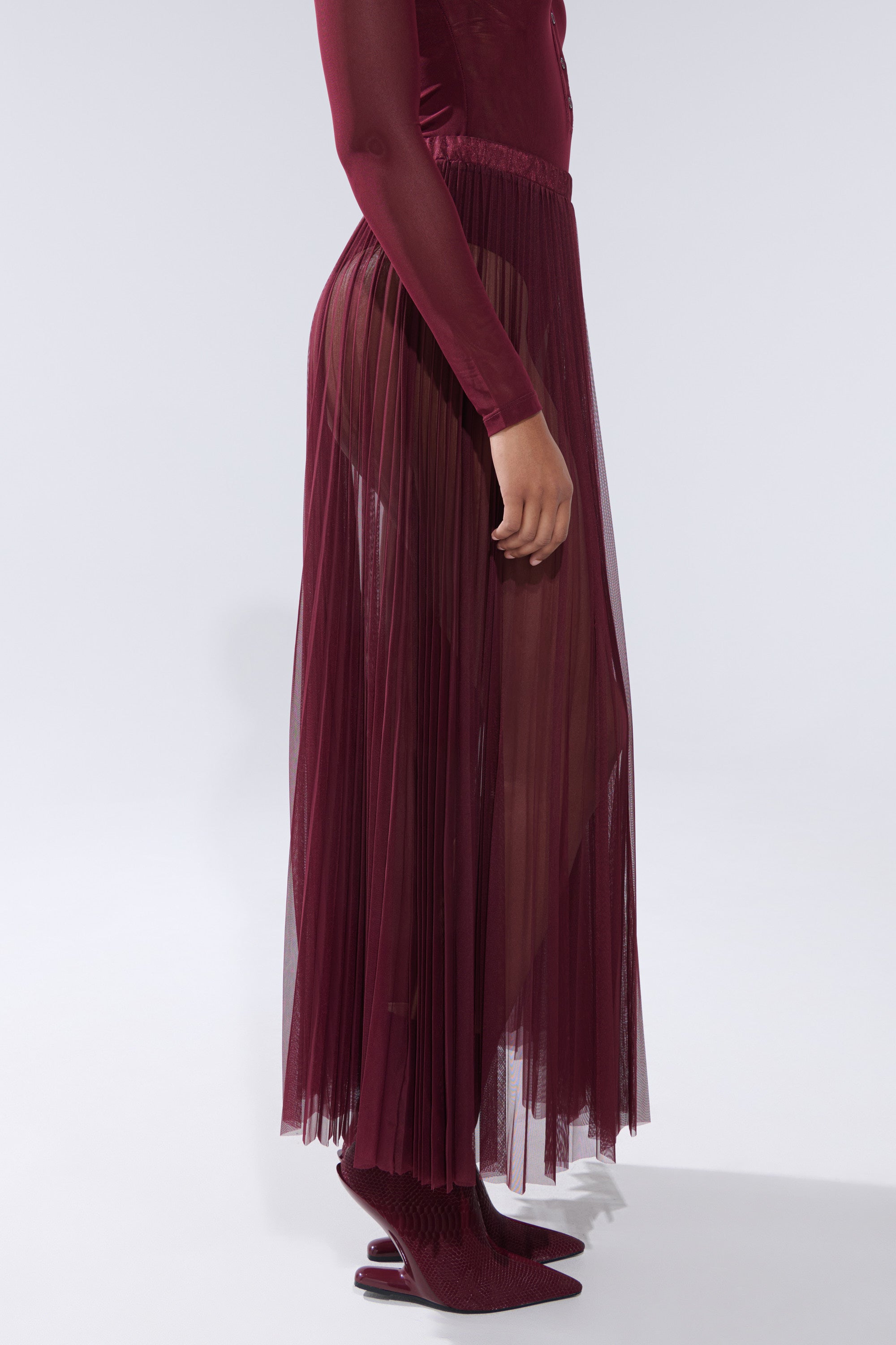 ON FIRE MESH MAXI SKIRT