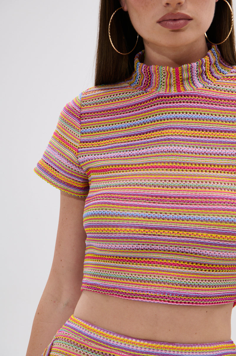 MORNING SHINE CROCHET SHORT SLEEVE CROP TOP