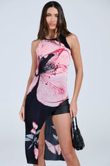 FEELING SOME TYPE OF WAY FLORAL TOP